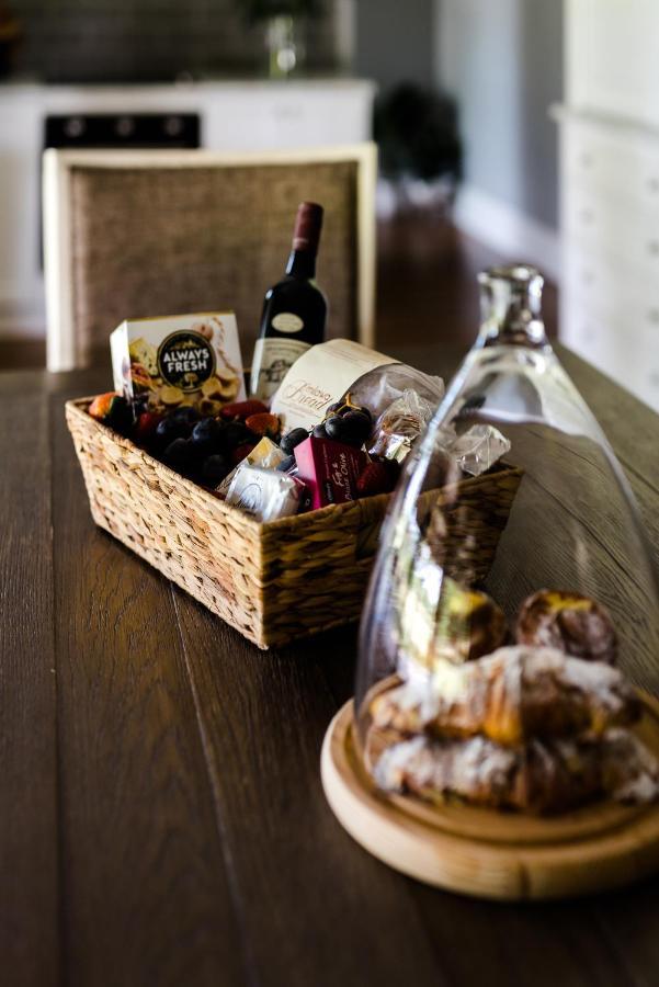 Walnut Tree Cottages Whorouly Ngoại thất bức ảnh